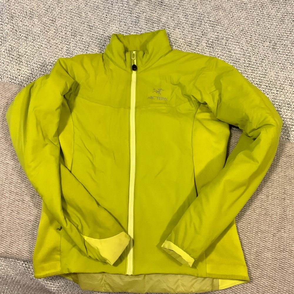 Arcteryx lightweight women’s jacket, size medium